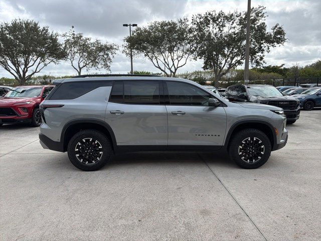 Used 2024 Chevrolet Traverse Z71 w/ Enhanced Driving Package image 8
