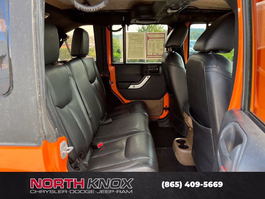 Used 2013 Jeep Wrangler Unlimited Rubicon w/ Connectivity Group AWD/4WD image 21