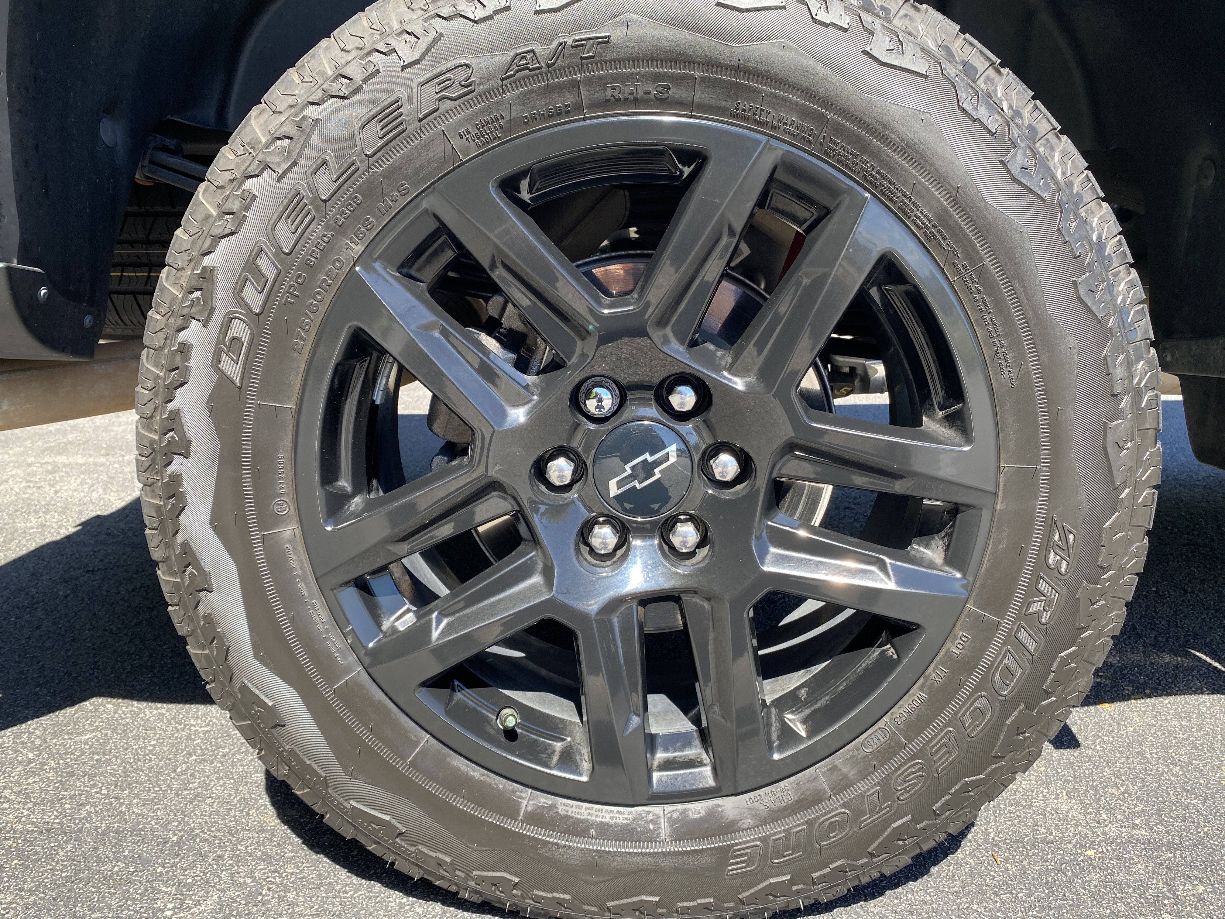 Used 2025 Chevrolet Silverado 1500 Custom Trail Boss w/ Dark Appearance Package AWD/4WD image 19