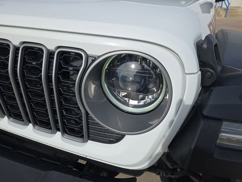 Used 2024 Jeep Wrangler Unlimited Rubicon image 31