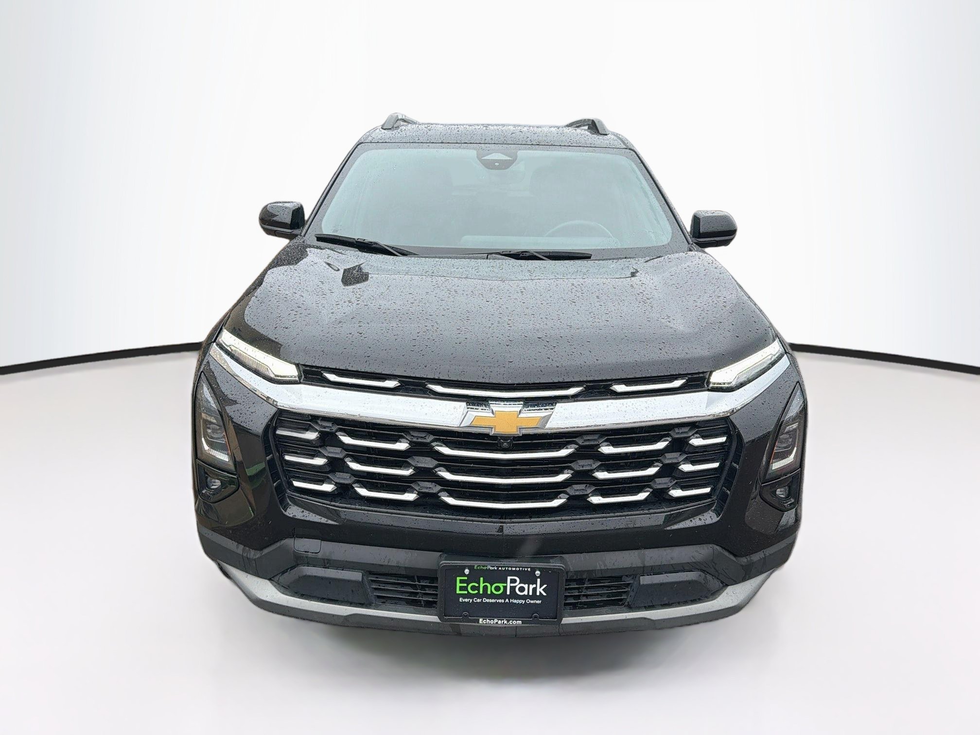 Used 2025 Chevrolet Equinox LT w/ Convenience Package II AWD/4WD image 2
