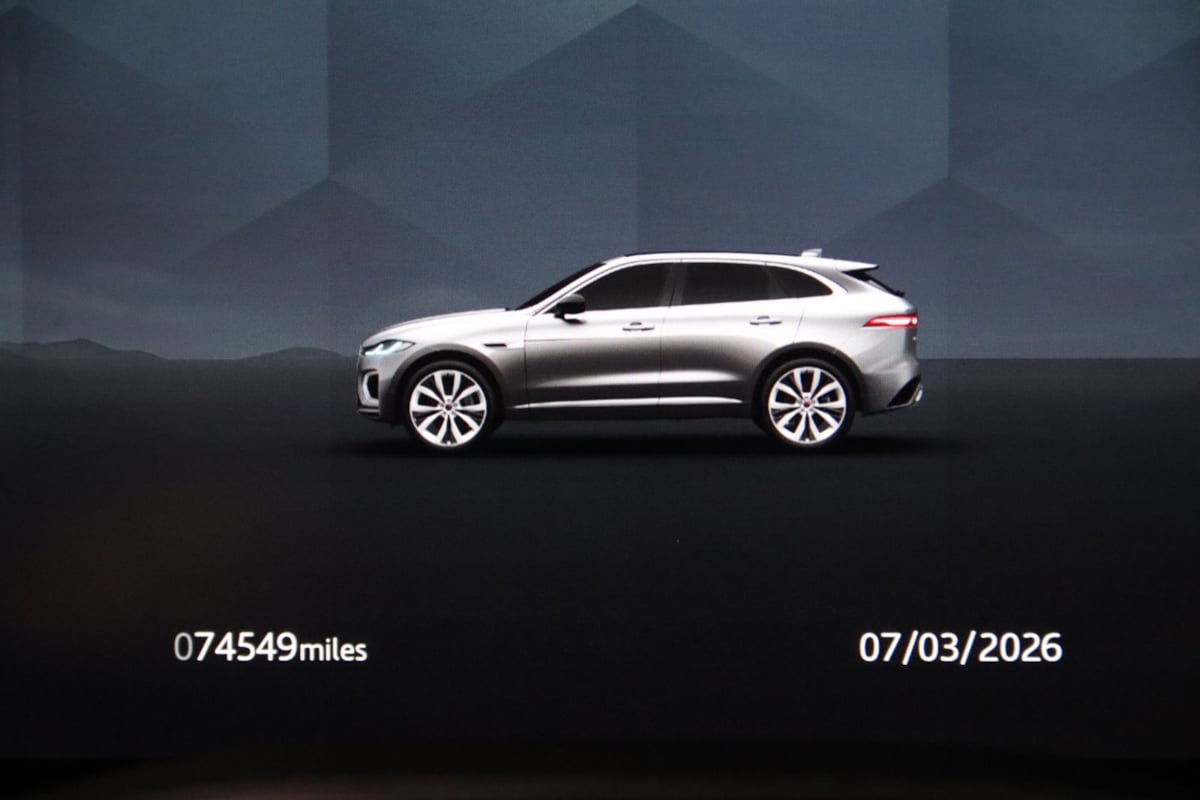 Used 2021 Jaguar F-PACE R-Dynamic S AWD/4WD image 13