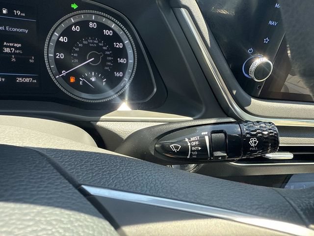 Certified 2023 Hyundai Sonata SEL w/ Cargo Package FWD image 30