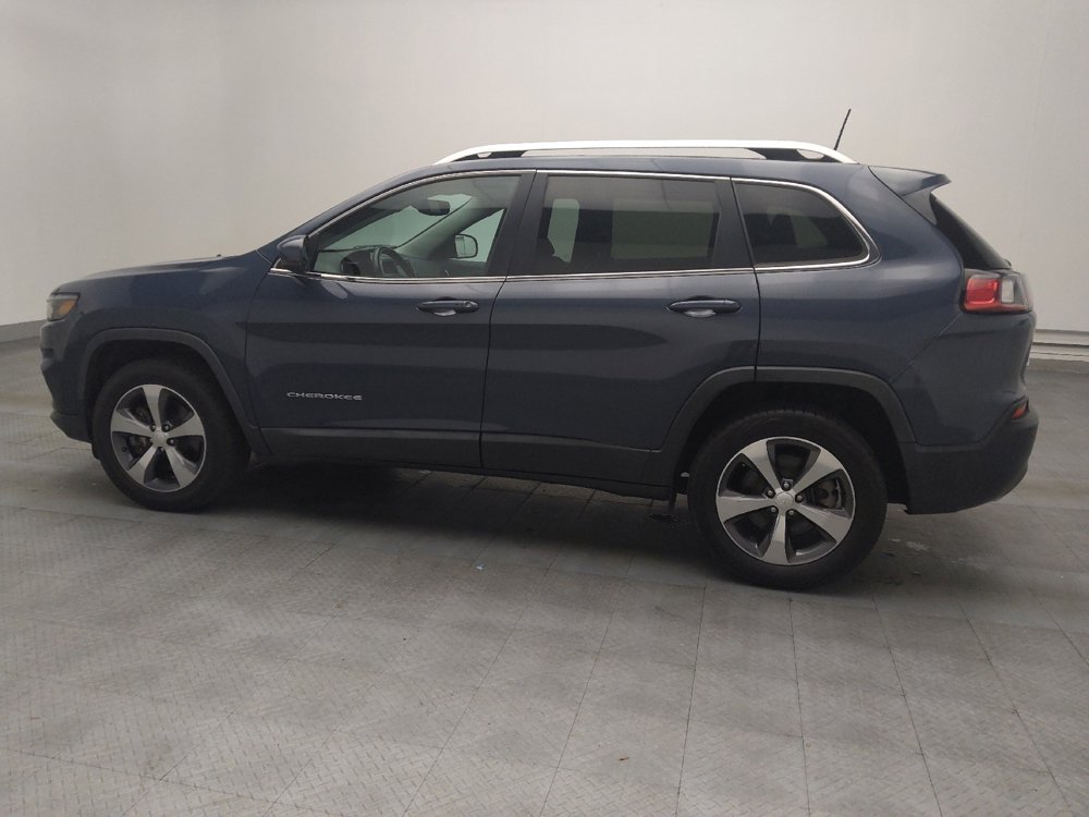 Used 2019 Jeep Cherokee Limited image 3