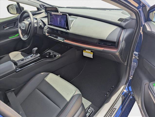 New 2025 Toyota Prius Plug-In Hybrid image 17