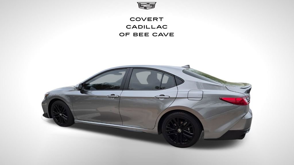 Used 2025 Toyota Camry SE w/ Convenience Package image 7