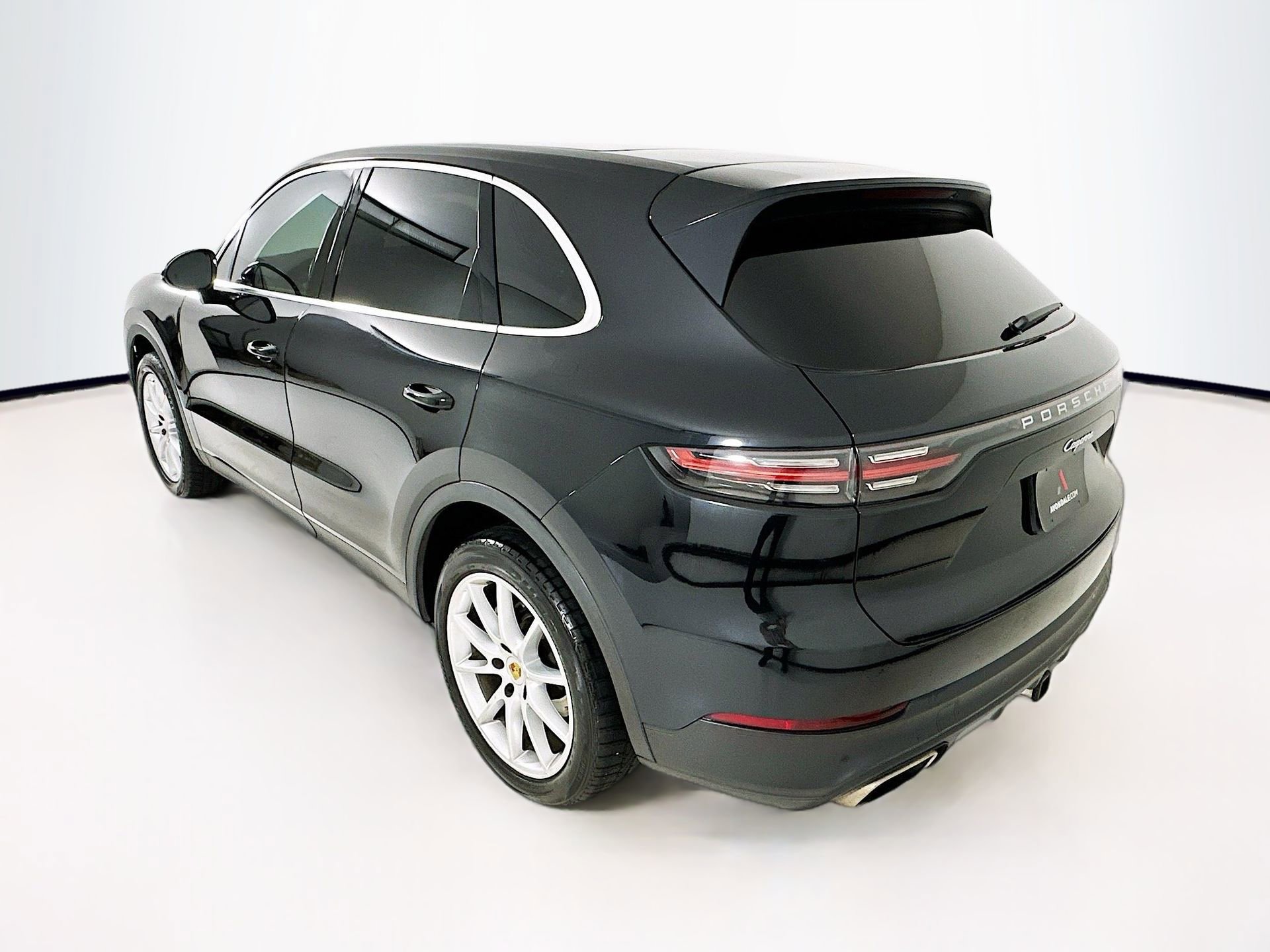 Used 2020 Porsche Cayenne AWD/4WD image 6