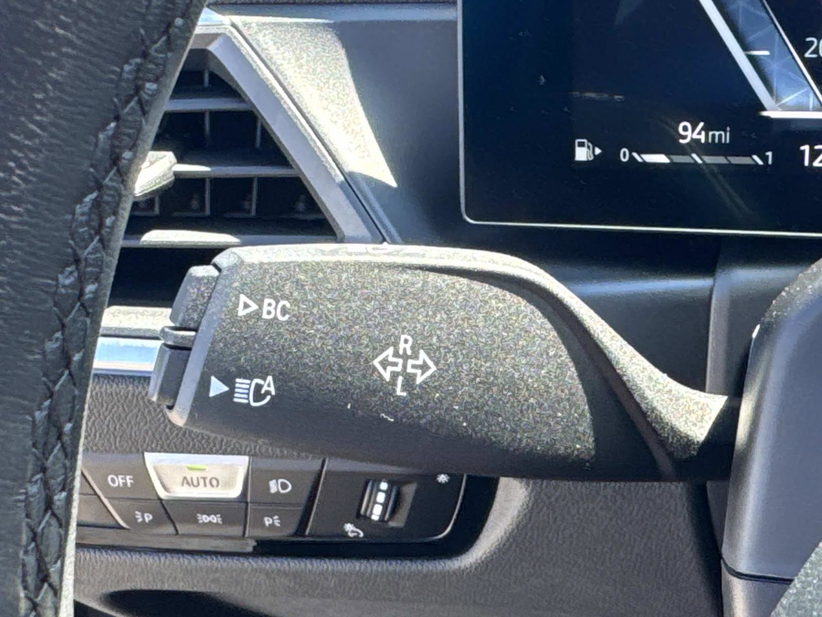 Used 2024 BMW 330i xDrive 330i xDrive Sedan AWD w/ Premium Package image 25