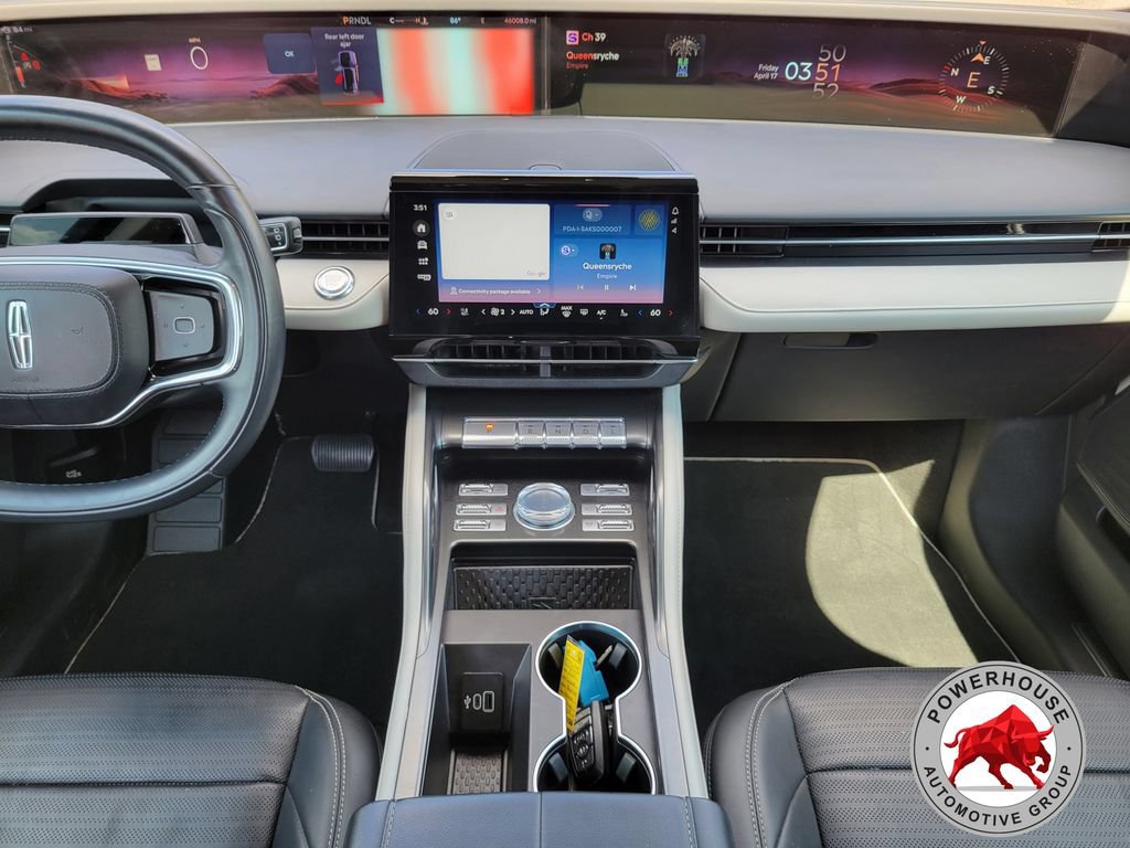 Used 2024 Lincoln Nautilus Reserve AWD/4WD image 21