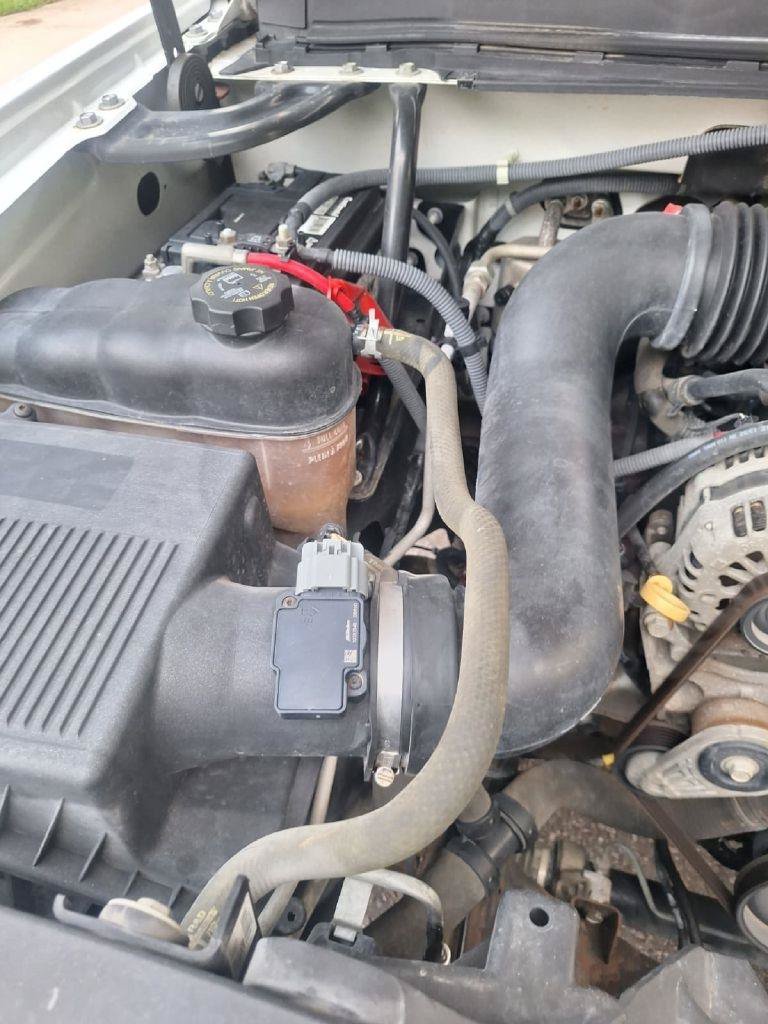 Used 2010 Chevrolet Silverado 1500 W/T RWD image 4