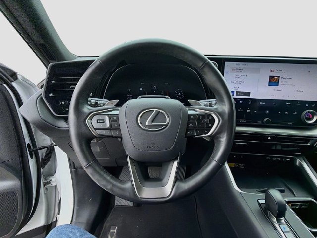 Used 2026 Lexus TX 350 AWD w/ Technology Package image 42