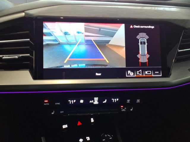 Used 2023 Audi Q4 e-tron Premium Plus w/ Premium Plus image 19