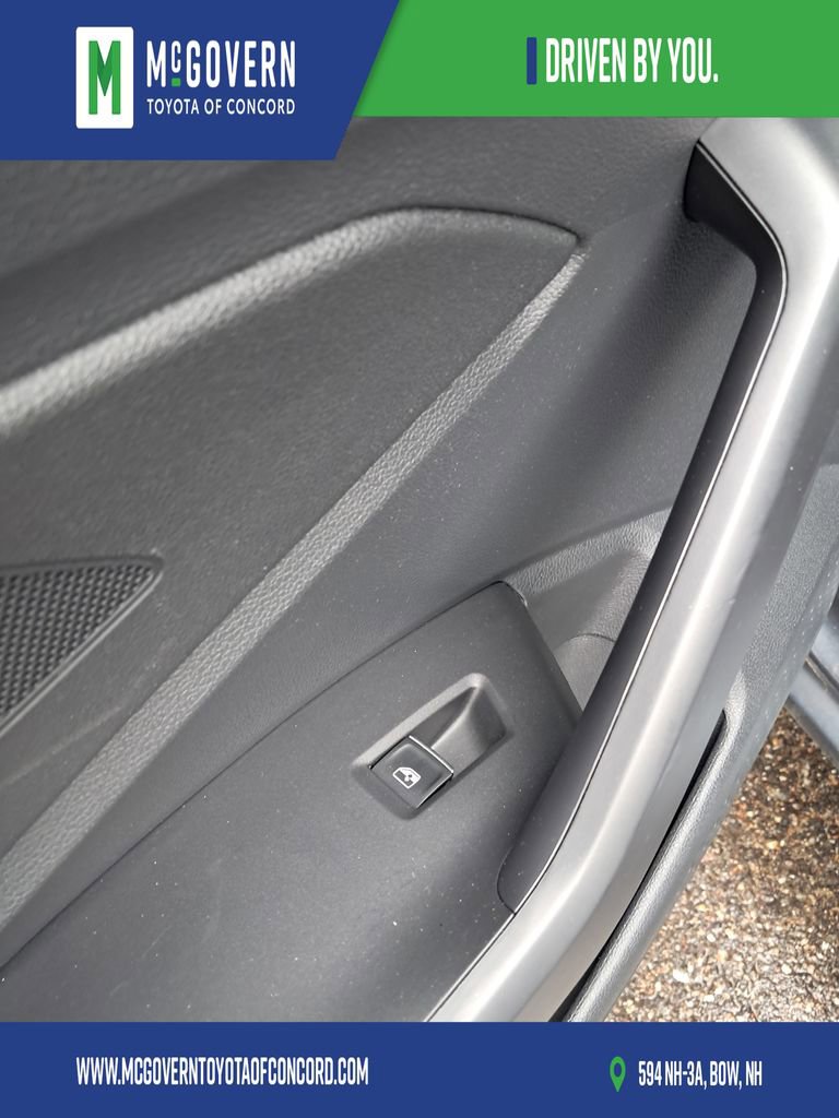 Used 2024 Volkswagen Jetta Sport image 17