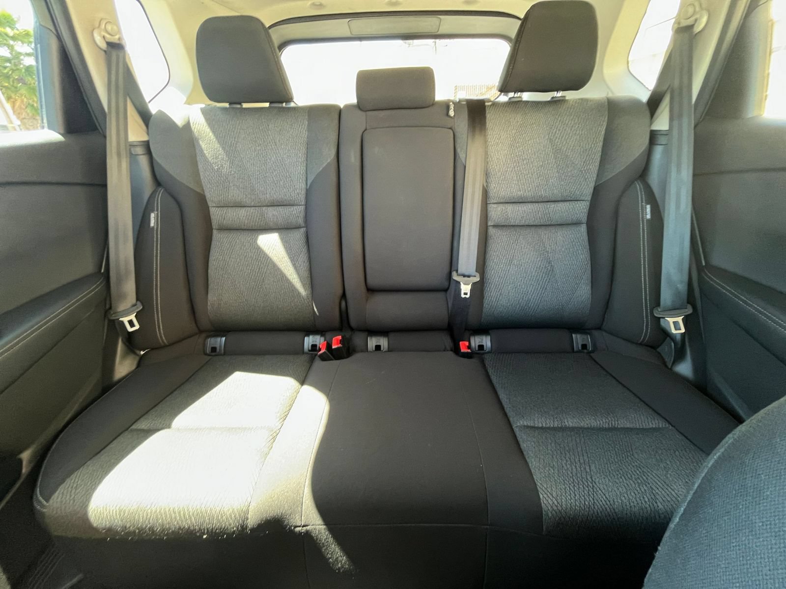 Used 2025 Nissan Rogue SV FWD image 40