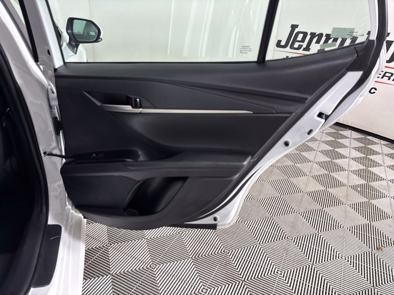 Used 2026 Toyota Camry LE FWD image 29