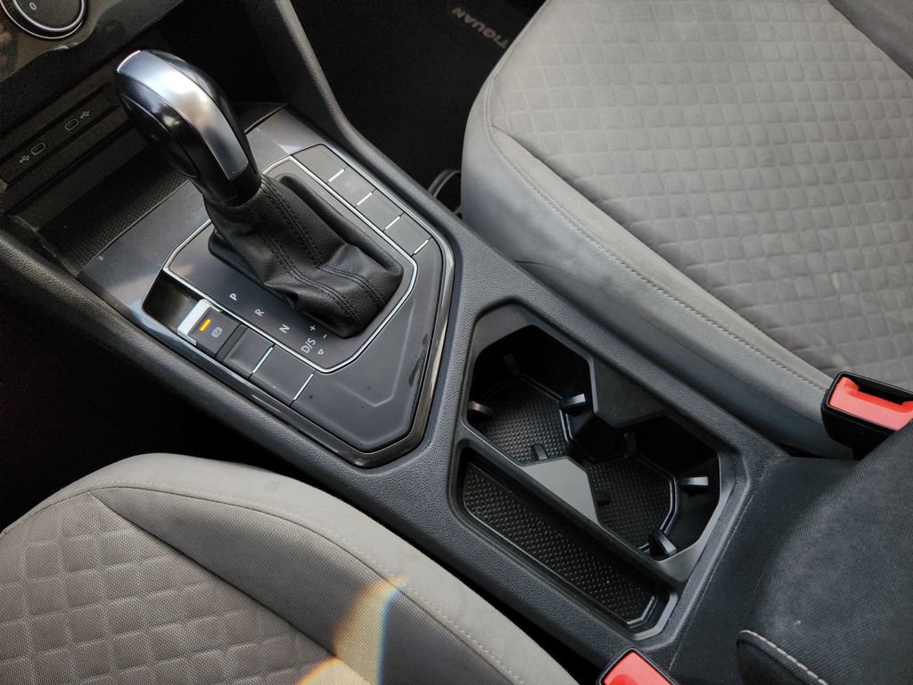Used 2021 Volkswagen Tiguan S image 20