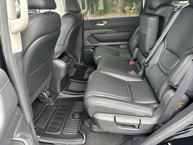 New 2026 Nissan Armada SV image 14