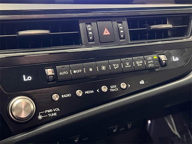 Used 2025 Lexus ES 350 w/ Premium Package image 20