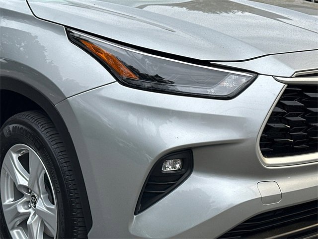Certified 2024 Toyota Highlander LE image 10