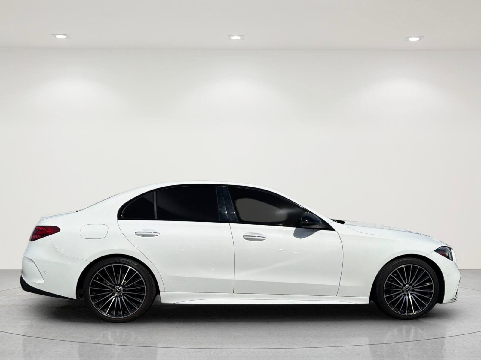 Used 2023 Mercedes-Benz C 300 Sedan image 5