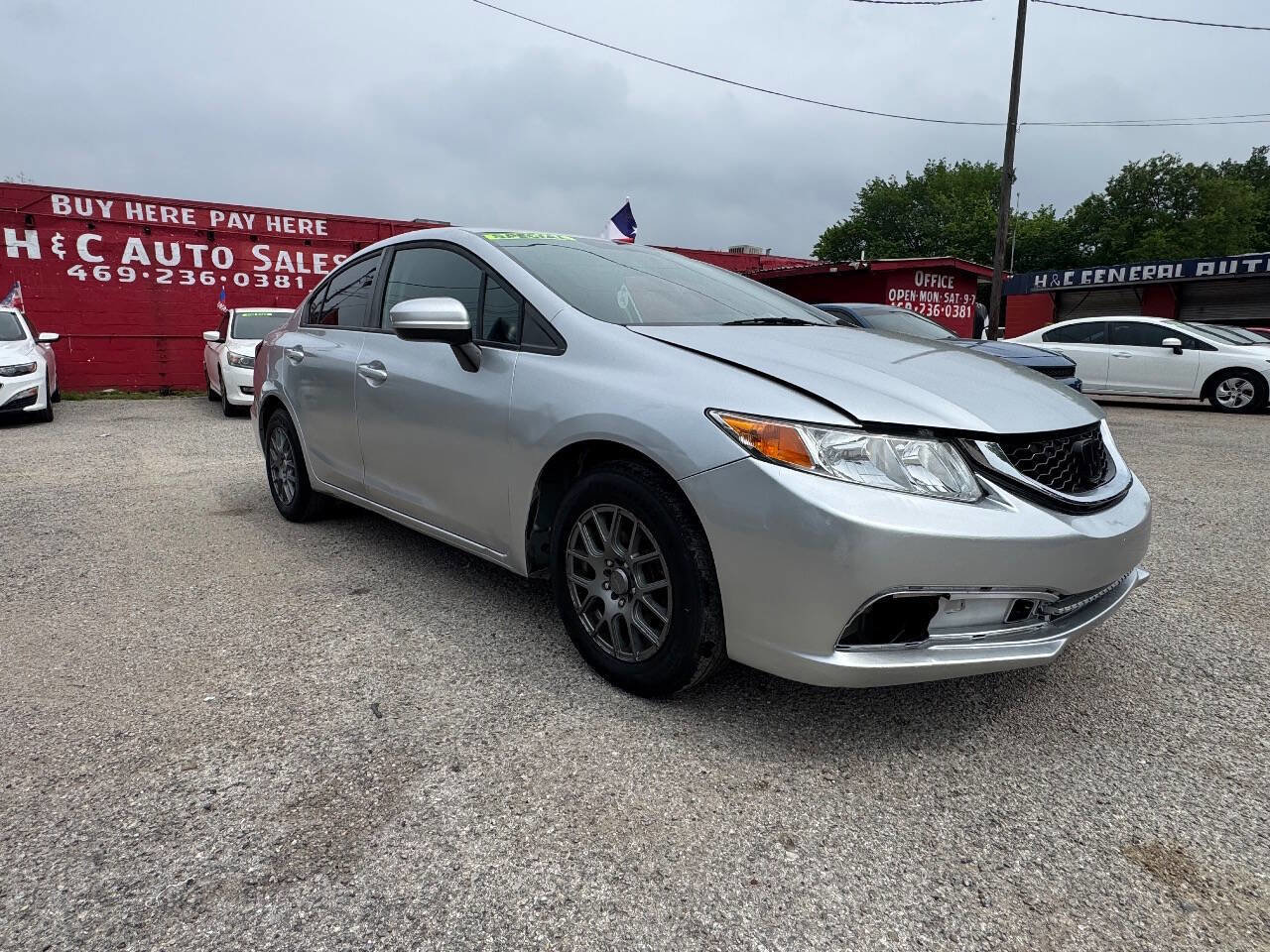 Used 2015 Honda Civic LX image 2