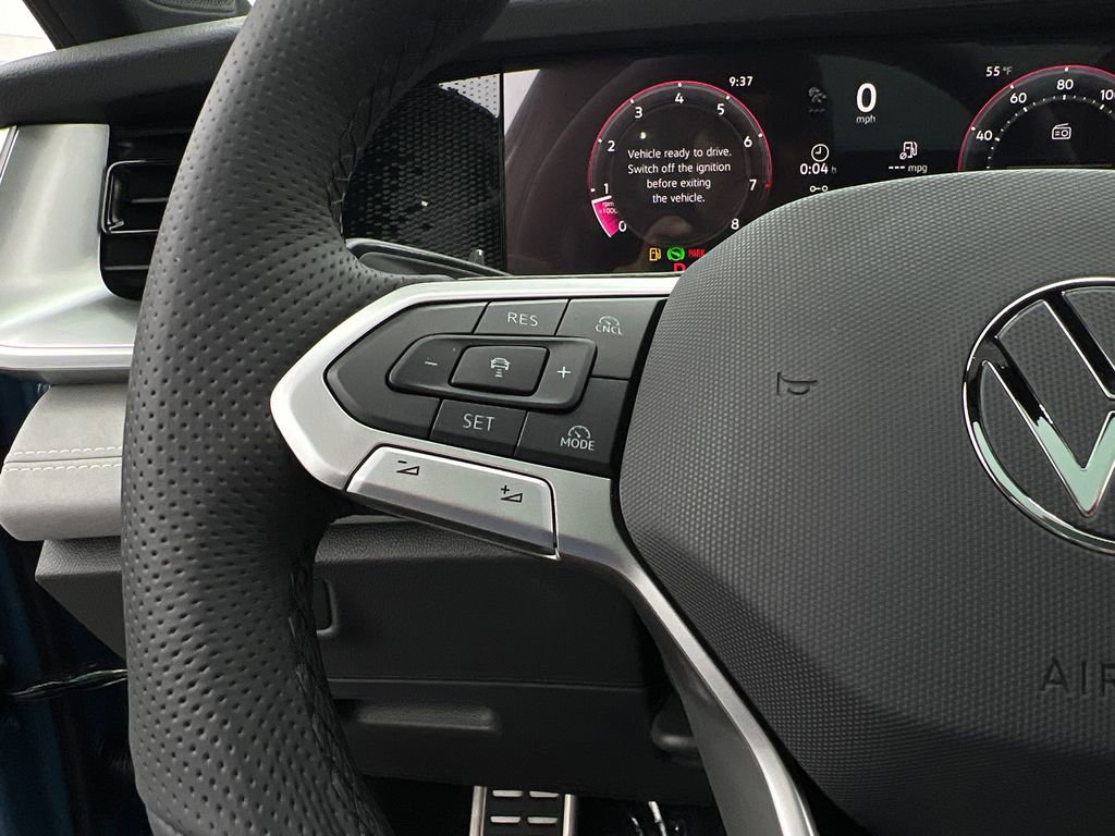 New 2026 Volkswagen Tiguan SE R-Line image 29