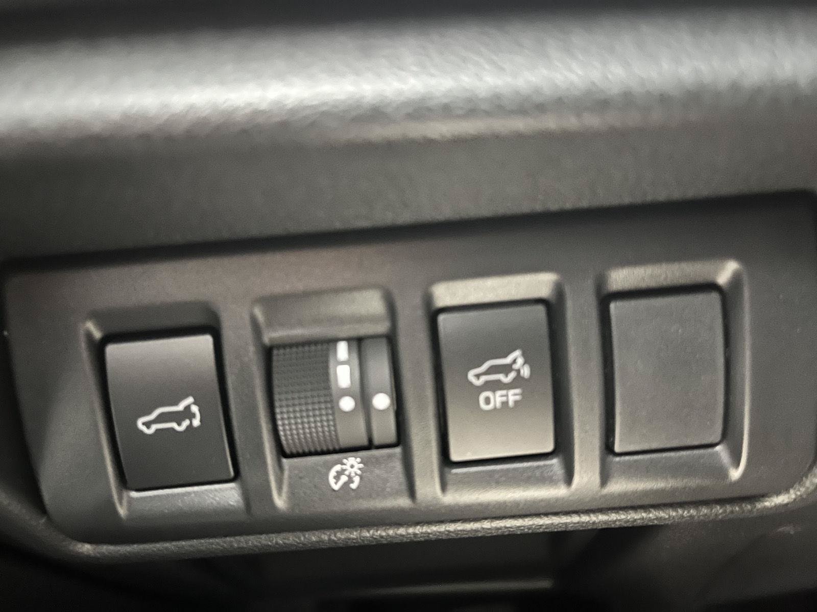 Certified 2025 Subaru Outback Limited AWD/4WD image 50