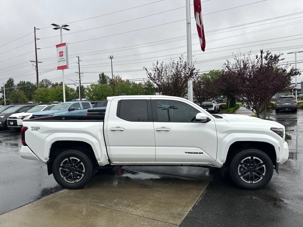 Certified 2024 Toyota Tacoma TRD Sport w/ TRD Sport Upgrade Package AWD/4WD image 6