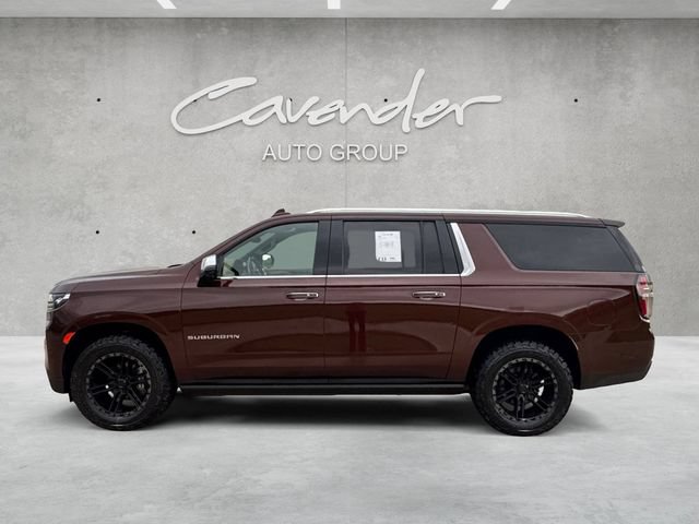 Used 2023 Chevrolet Suburban Premier AWD/4WD image 13