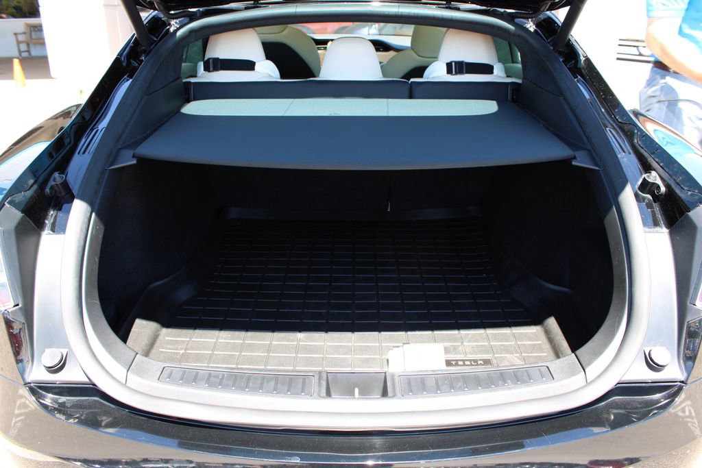 Used 2020 Tesla Model S Long Range Plus image 20