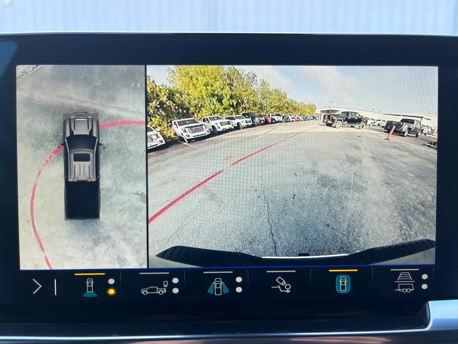 Used 2024 Chevrolet Silverado 2500 LT image 14