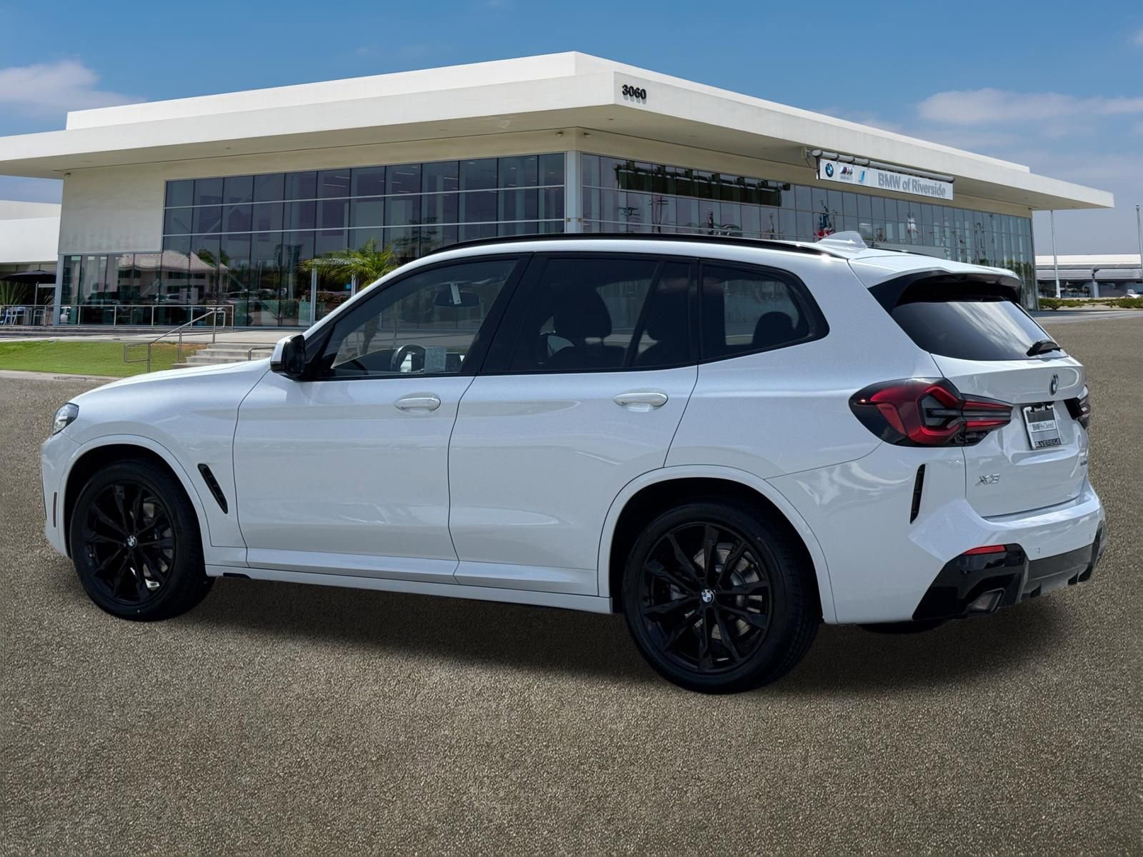 Certified 2024 BMW X3 sDrive30i w/ M Sport Package RWD image 8