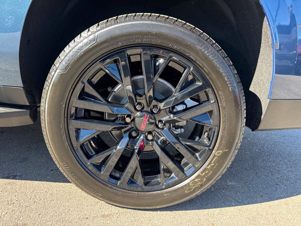 New 2026 GMC Yukon XL Denali w/ Advanced Technology Package AWD/4WD image 36