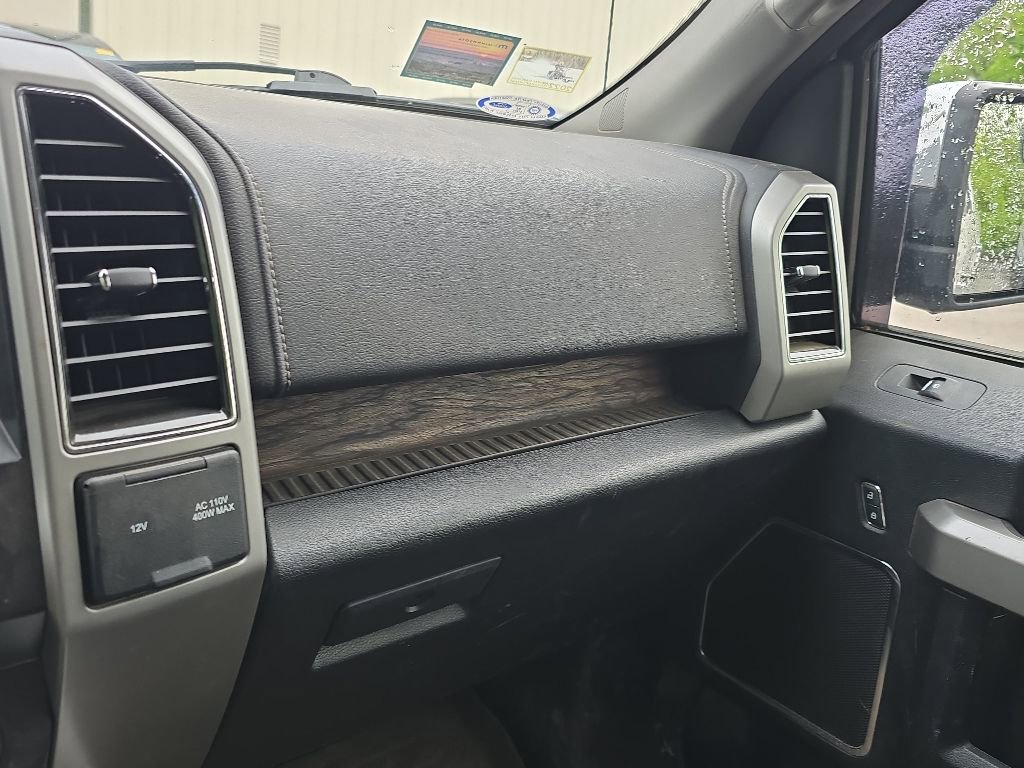 Used 2019 Ford F150 Lariat w/ Equipment Group 502A Luxury AWD/4WD image 23