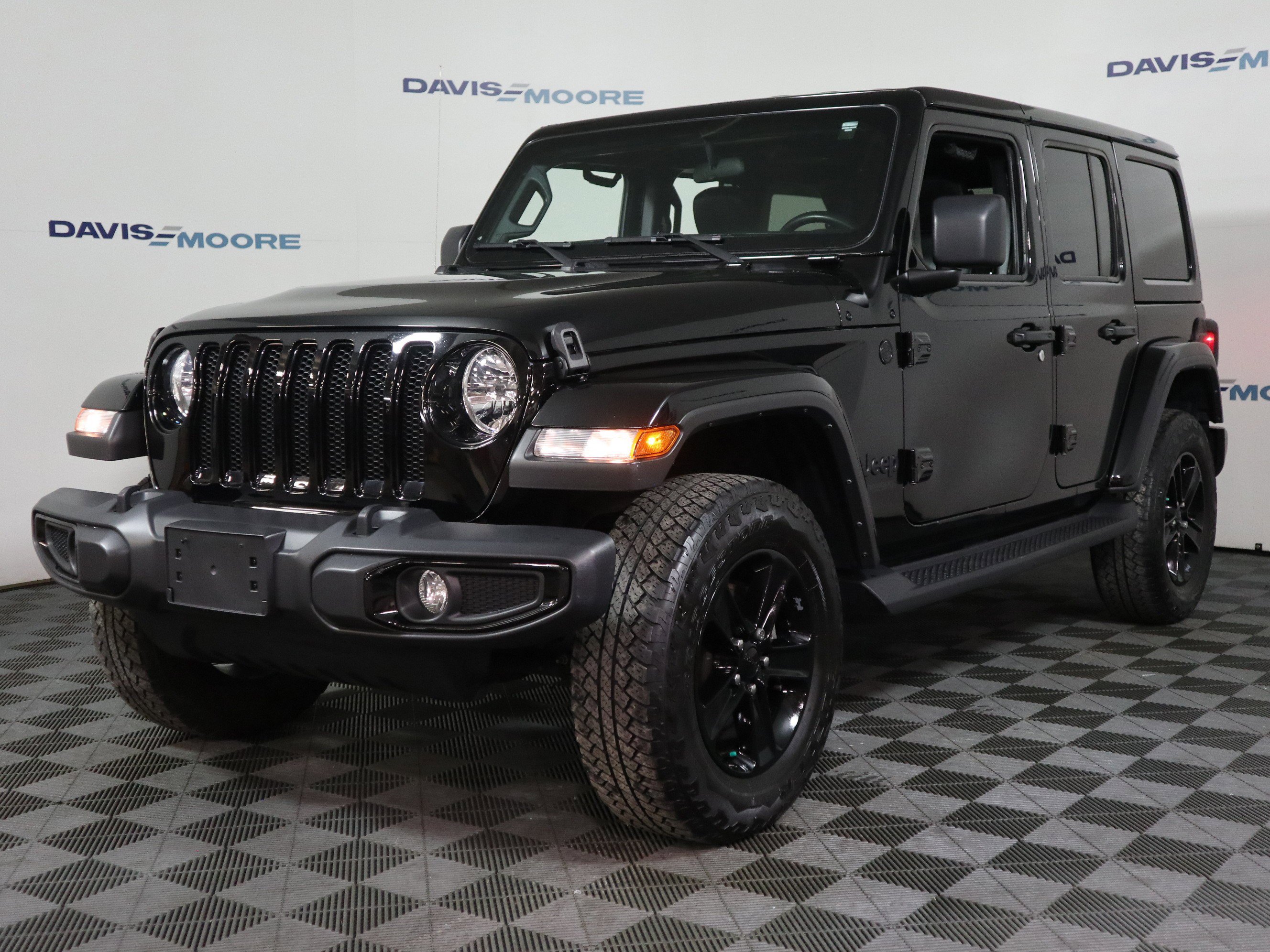 Used 2021 Jeep Wrangler Unlimited Sahara image 12