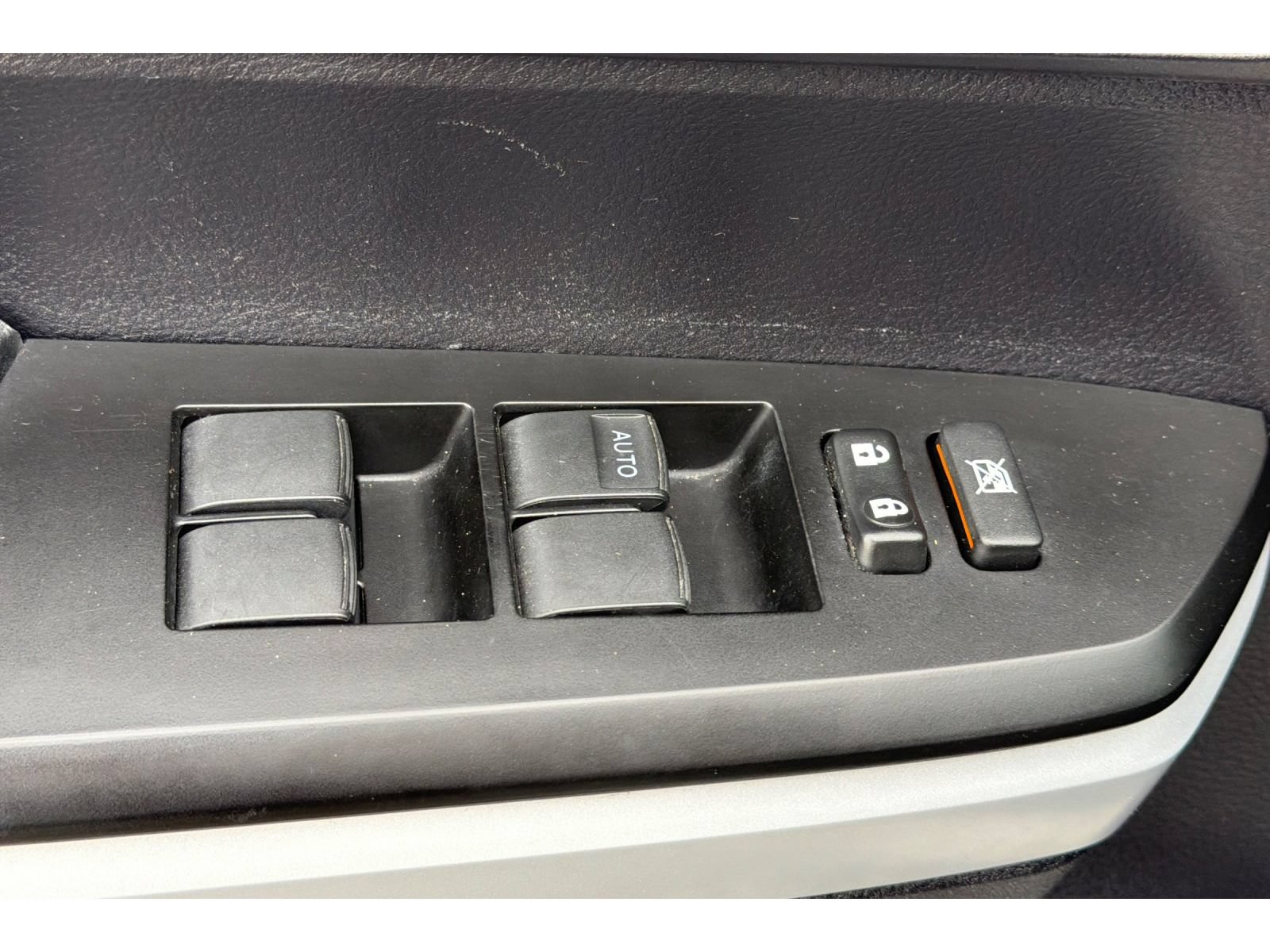 Used 2021 Toyota Tundra SR5 AWD/4WD image 12