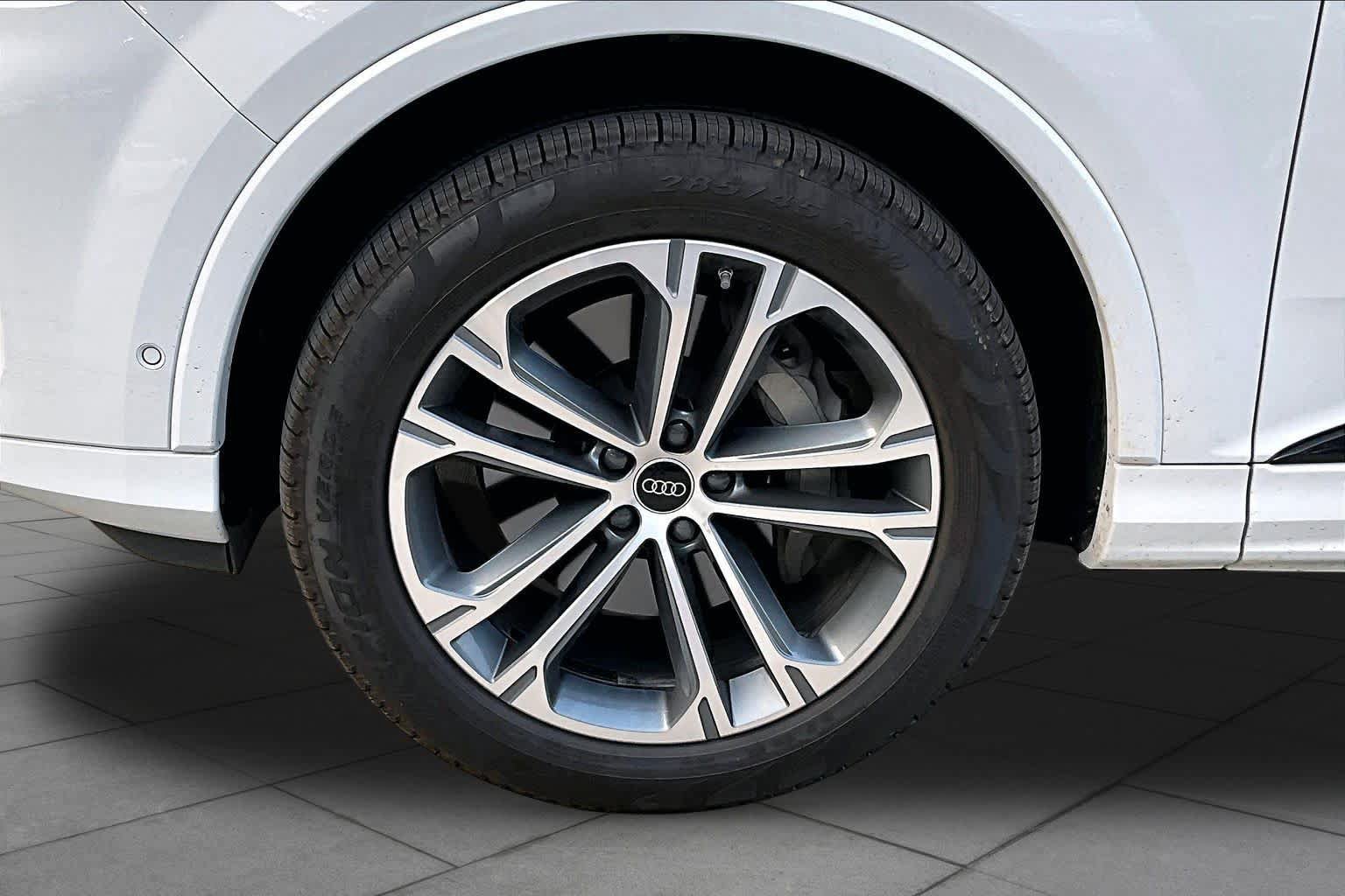 Certified 2026 Audi Q7 2.0T Premium AWD/4WD image 10