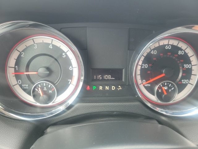 Used 2016 Dodge Grand Caravan SXT w/ UConnect Hands-Free Group FWD image 11