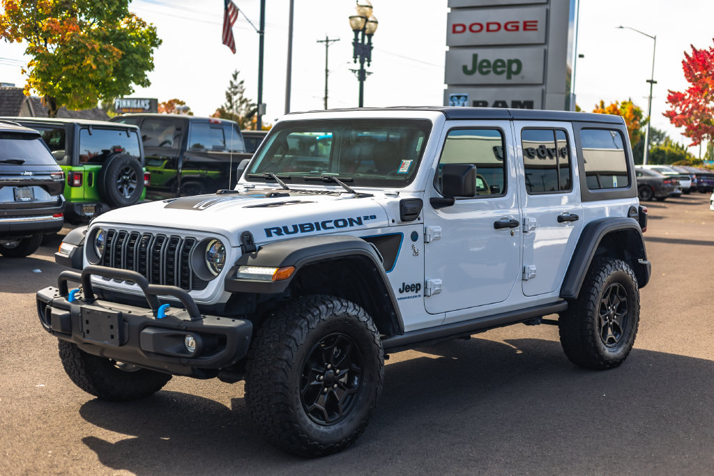 Used 2023 Jeep Wrangler Unlimited Rubicon 4xe AWD/4WD image 5