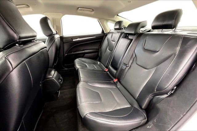 Used 2020 Ford Fusion Energi Titanium image 19