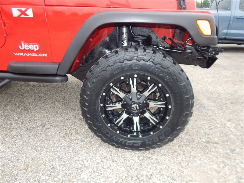 Used 2004 Jeep Wrangler X AWD/4WD image 18