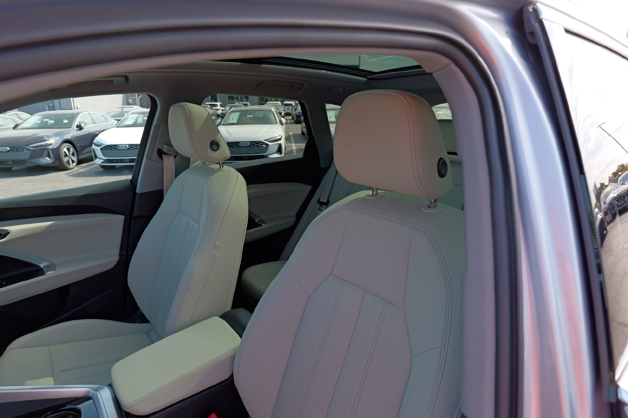 Used 2025 Audi Q5 Premium Plus w/ Premium Plus image 10