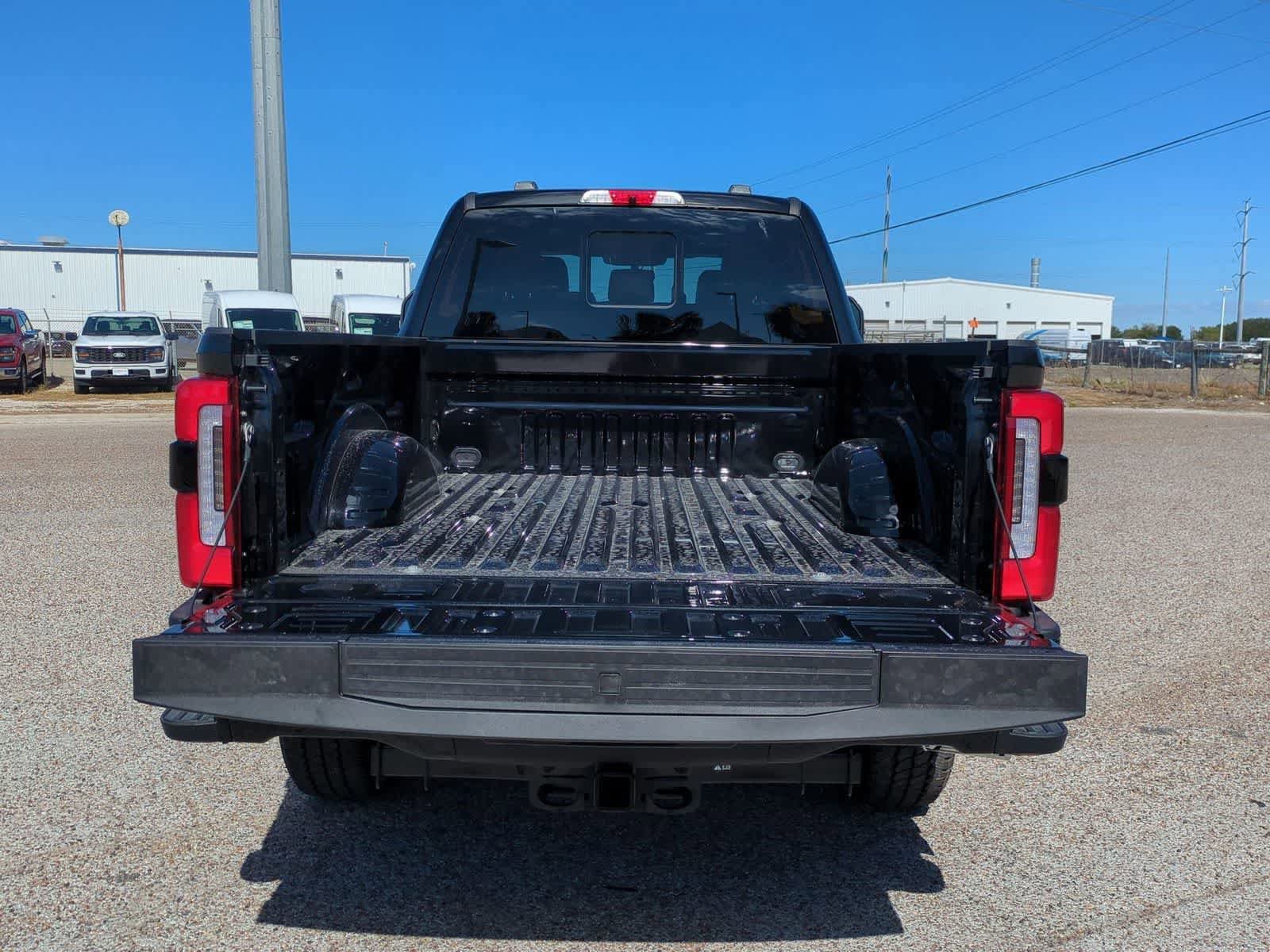 New 2026 Ford F250 Platinum AWD/4WD image 26