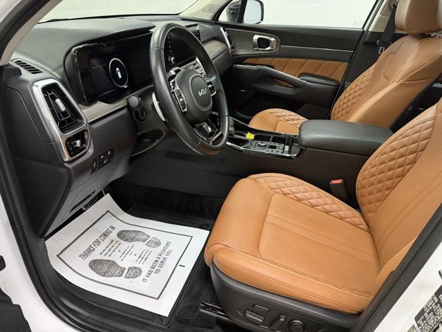Used 2023 Kia Sorento SX Prestige image 12