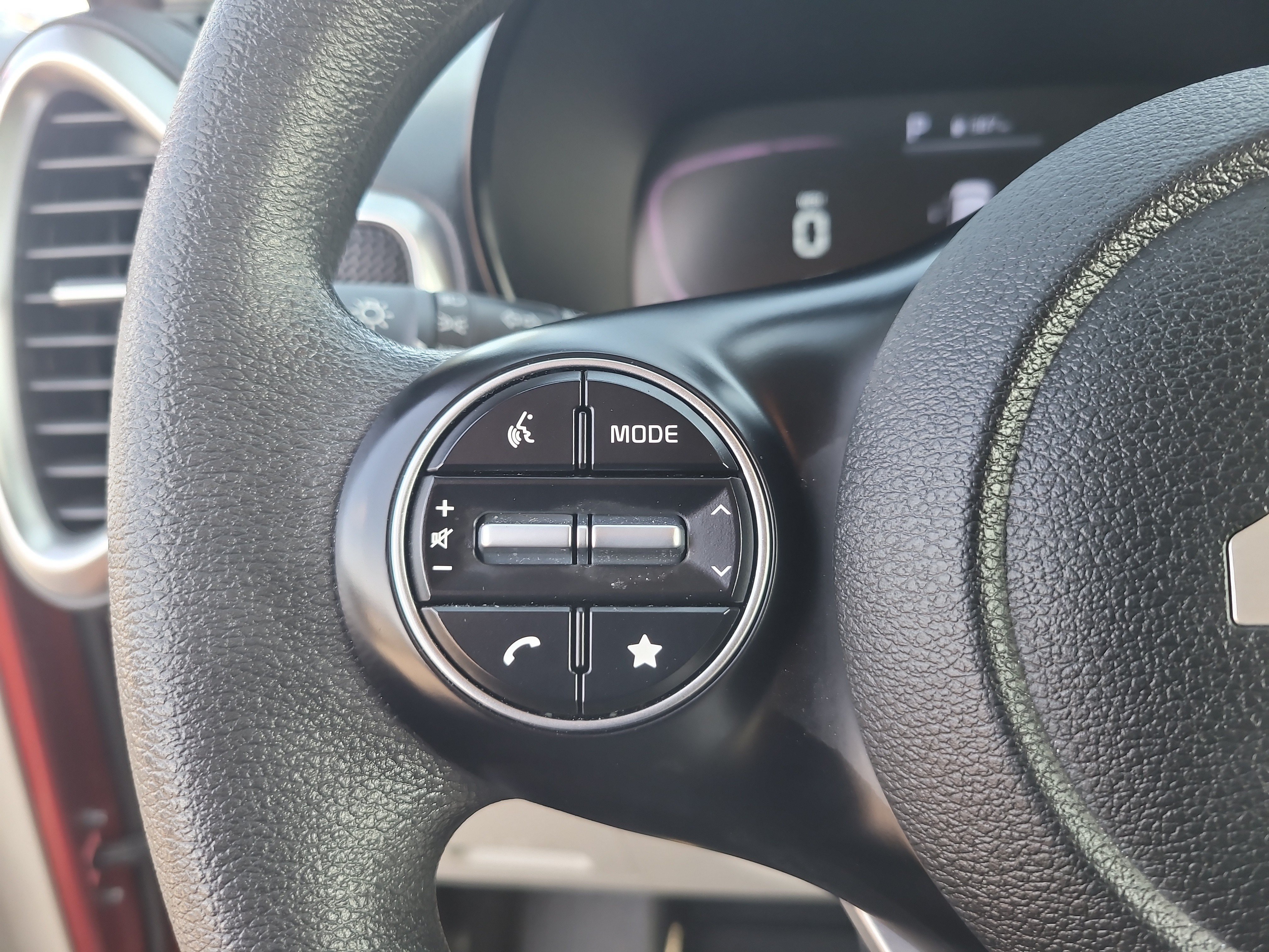 Used 2023 Kia Soul LX FWD image 27