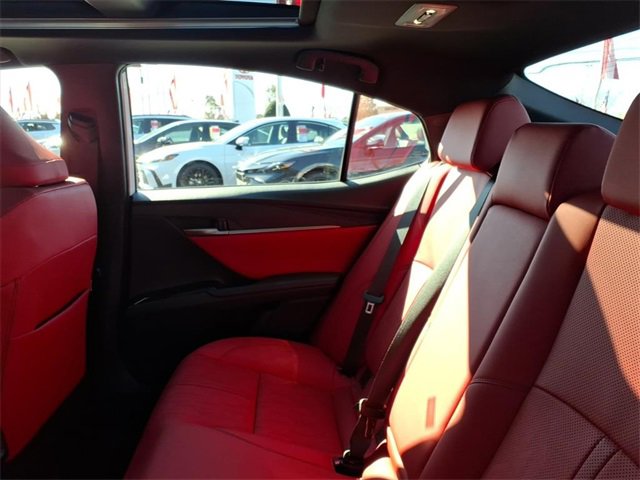 Used 2025 Toyota Camry XSE image 7