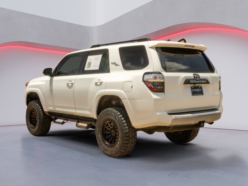 Used 2020 Toyota 4Runner TRD Off-Road Premium w/ Moonroof Package AWD/4WD image 7