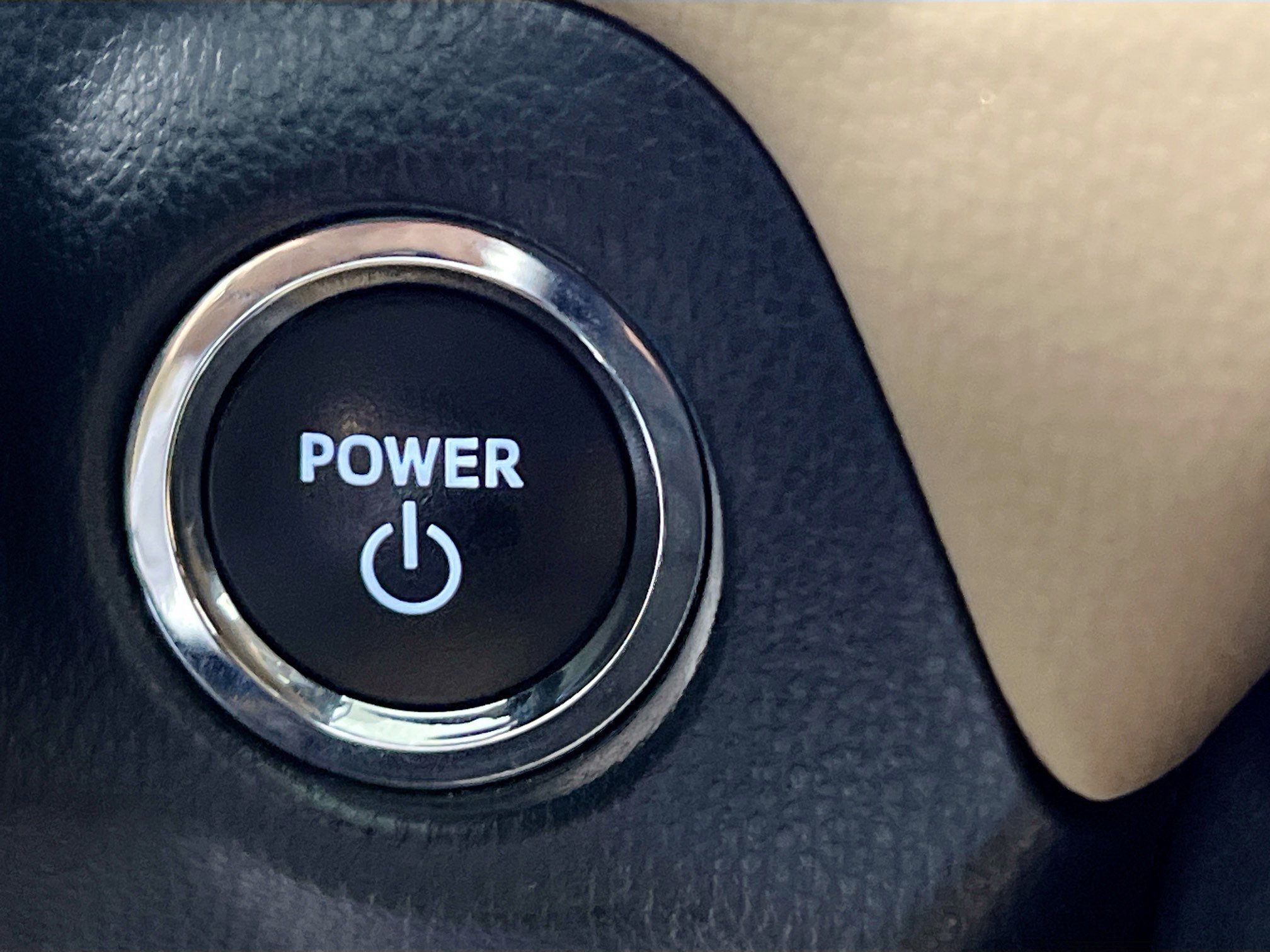 Used 2023 Toyota RAV4 XLE Premium image 24