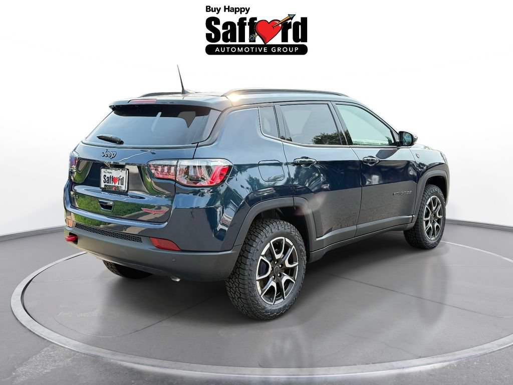 New 2026 Jeep Compass Trailhawk w/ Sun, Sound & Navigation Group AWD/4WD image 9