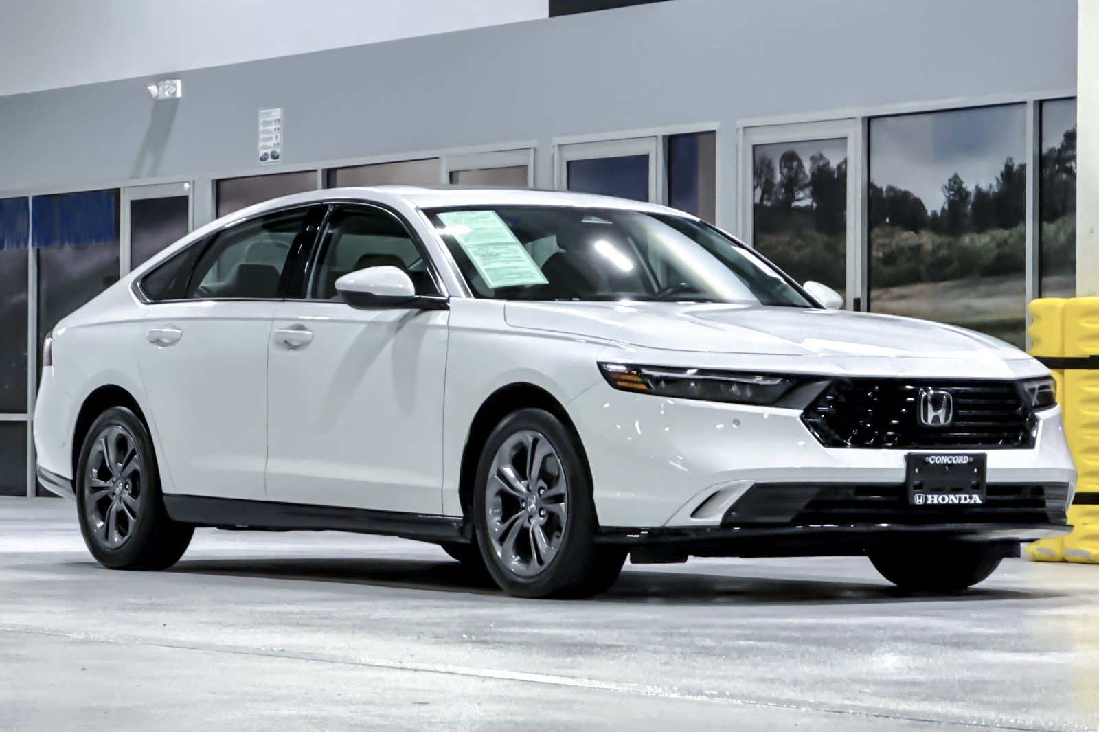 Used 2024 Honda Accord EX-L image 7